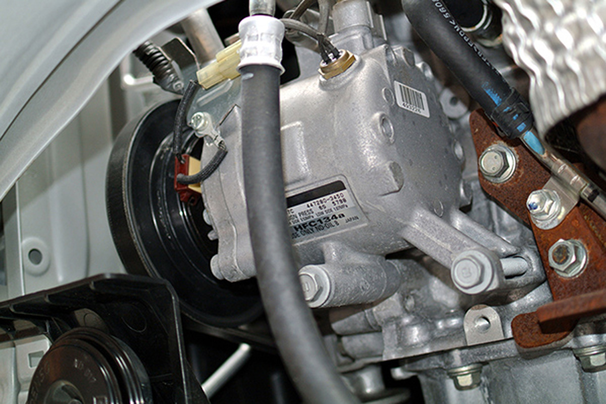 ガス漏れのときにはコンプレッサーは交換するべき リビルトパーツ Fast Re Parts ファーストリパーツ